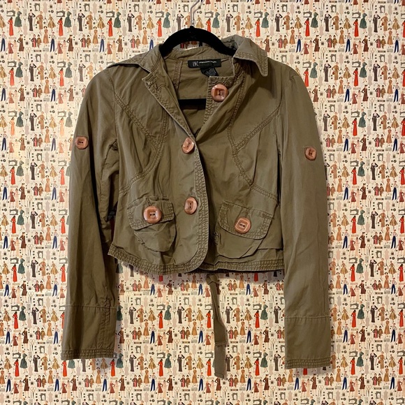 “Safari” jacket 🖤 - Picture 2 of 3